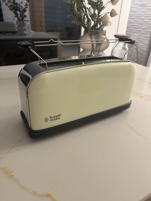 Torradeira Russell Hobbs