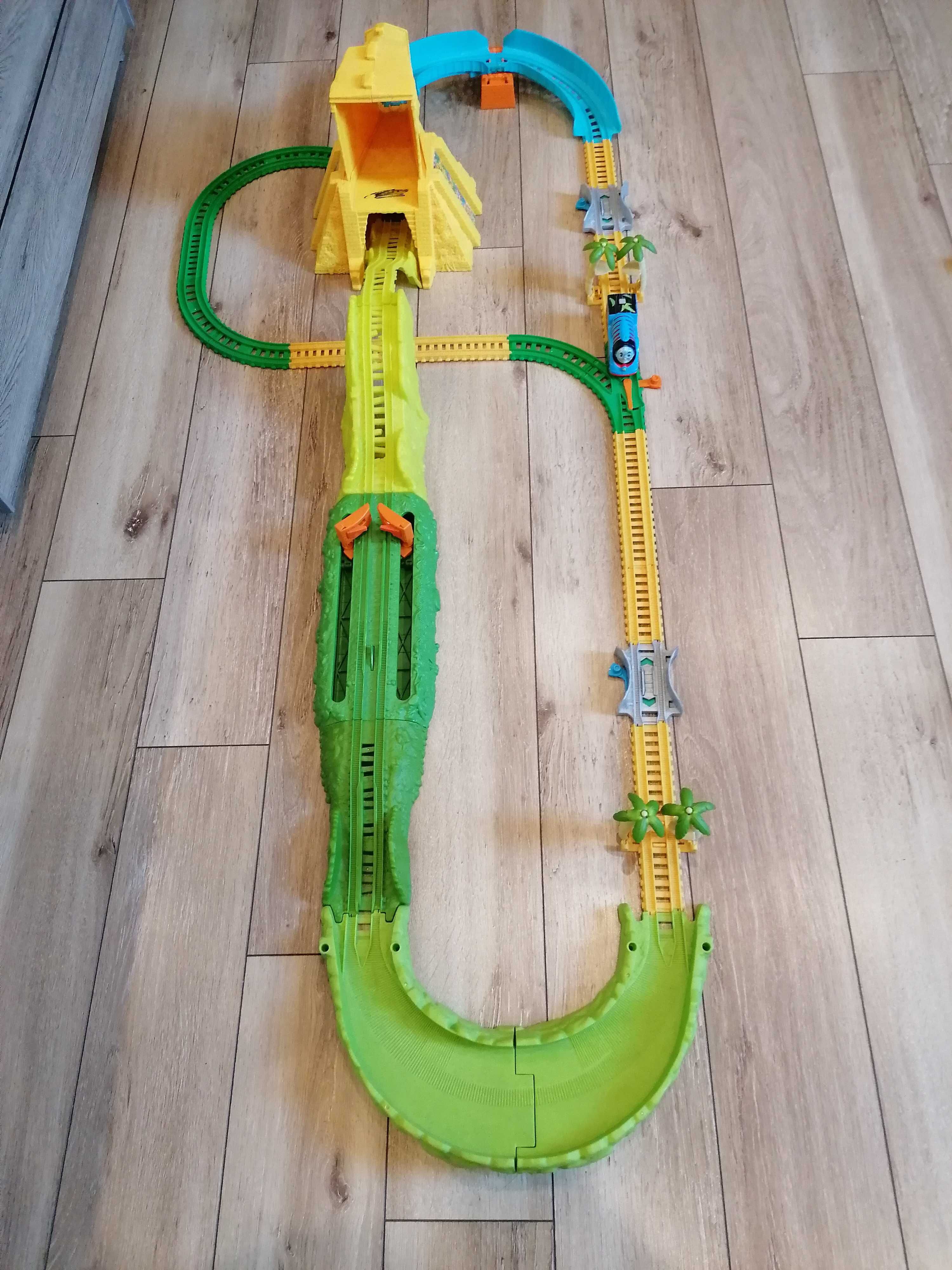 Fisher Price zestaw Tomek i przyjaciele Ucieczka z dżungli