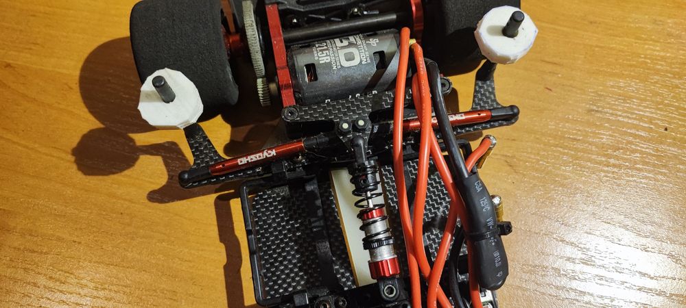 Kyosho plazma LM 1:12 pancar onroad