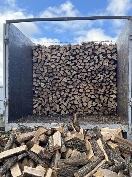 Дубові сухі дрова