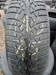 Opona używana 215/65R16 Nokian WR D4 1szt.