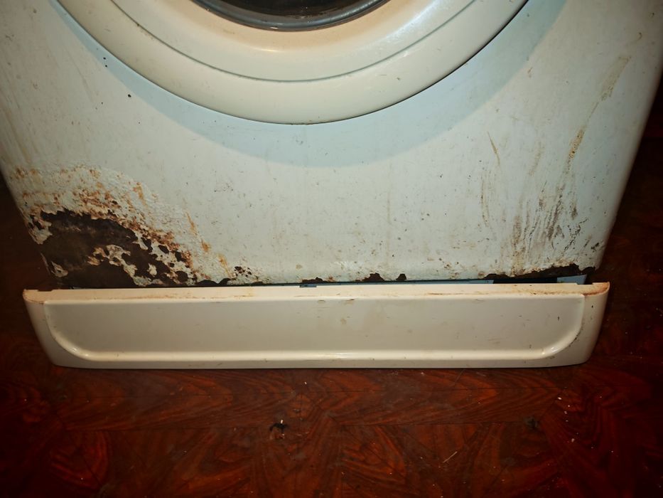 Пральна машина  Indesit під ремонт чи на запчастини