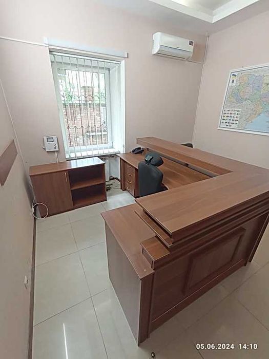 Аренда готового офиса с мебелью в Центре