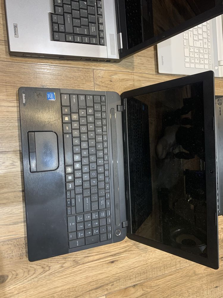 Laptopy do użytkowania/na części