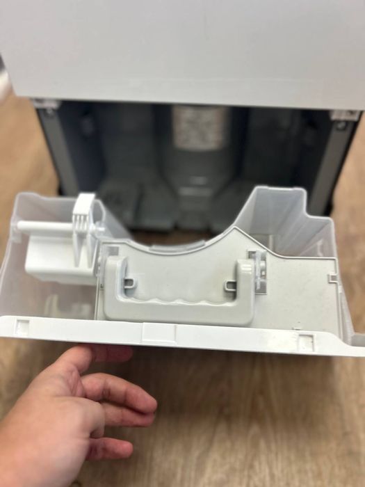 Осушувач повітря Comfee MDDP‑30DEN7