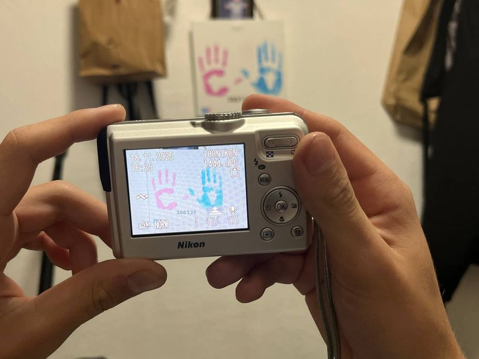 Цифровий фотоапарат nicon Coolpix p2