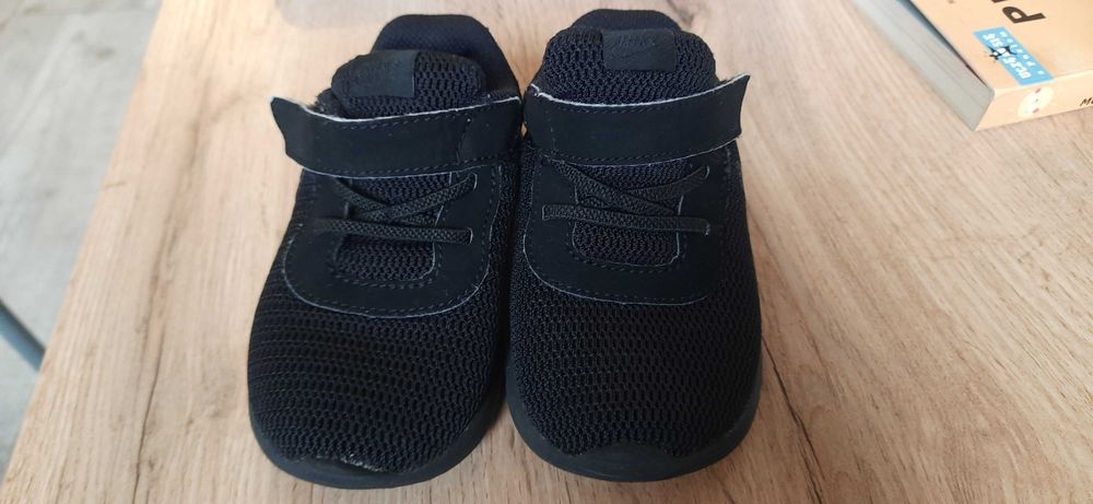 Buty dziecięce nike rozmiar 23,5/13cm