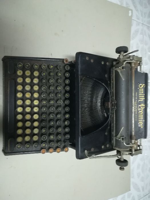 Máquina de escrever Smith Premier nº 10