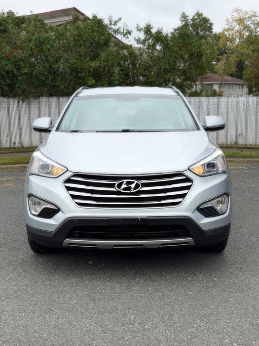 Hyundai Santa Fe Limited      2016