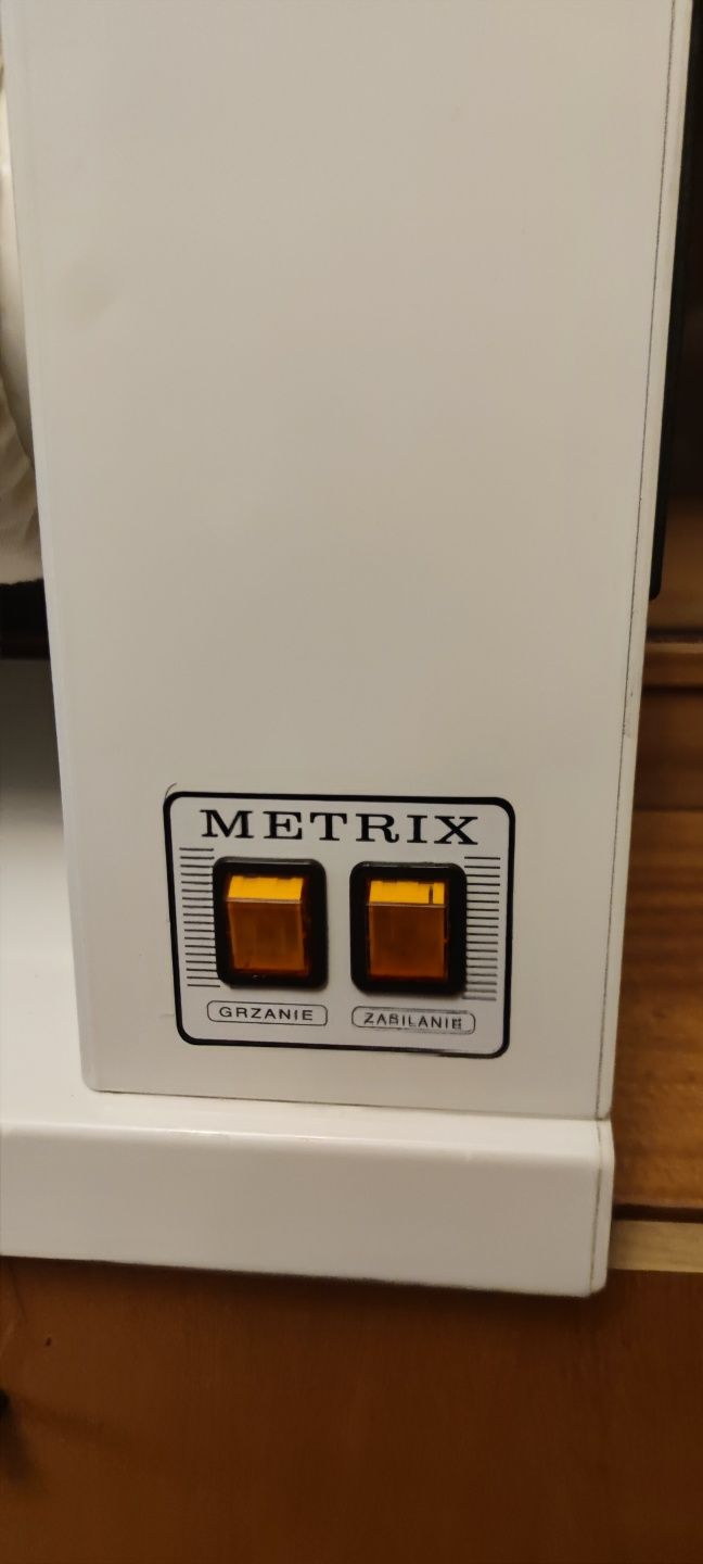 Sprzedam prasownicę domową METRIX PW 1201 – 1770 W, 16 kg