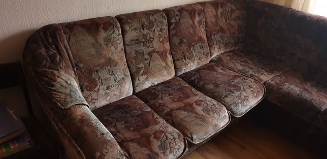 Мягкий уголок-диван