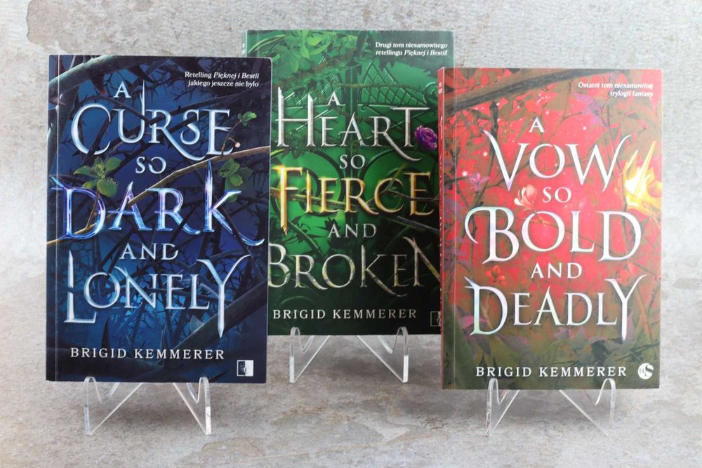 A curse of dark and Lonely 1-3 Kemmerer