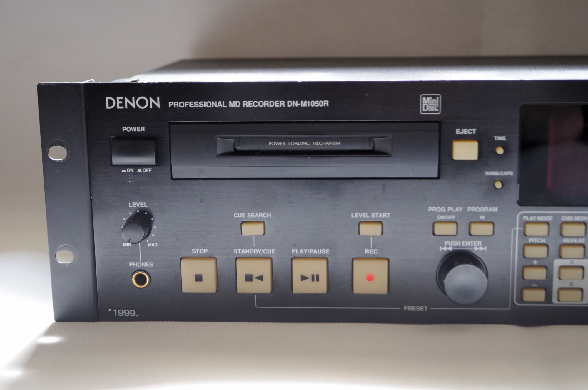 Denon DN-M1050R Professional Minidisc USZKODZONY