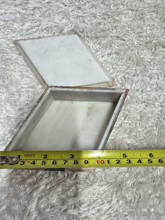 Szkatułka z kamieni Vintage