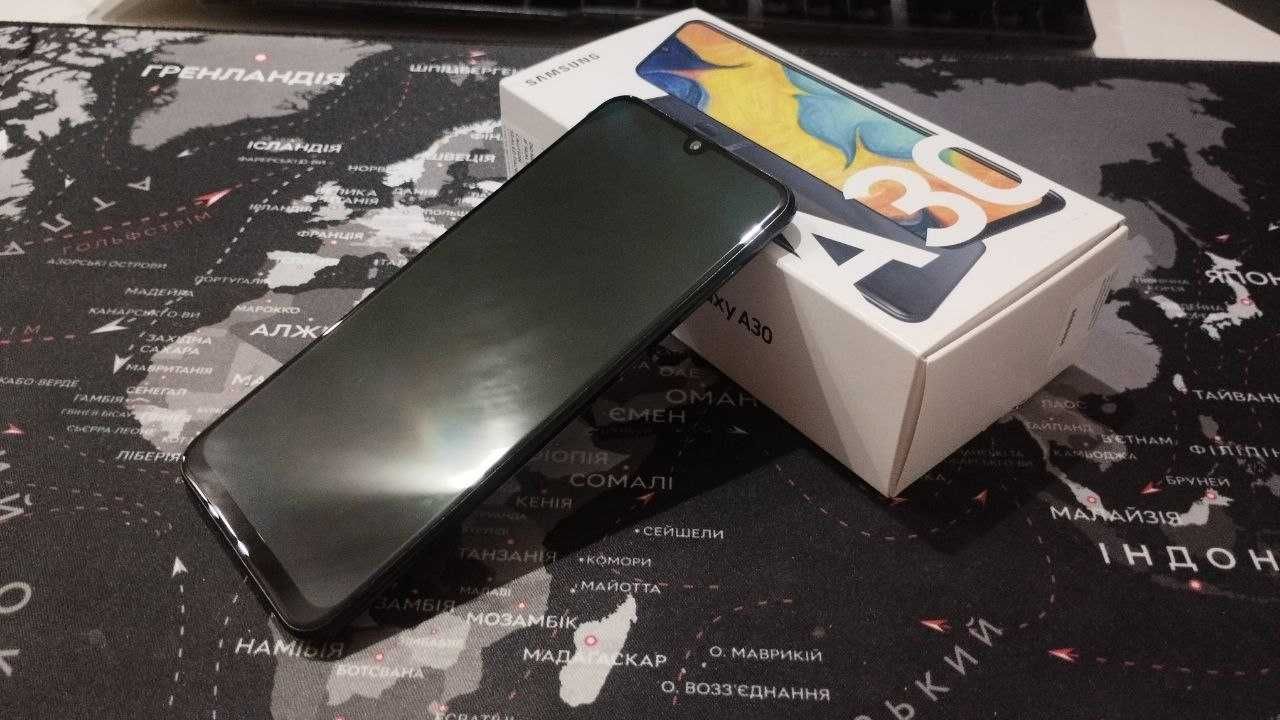Продам смартфон Samsung Galaxy A30