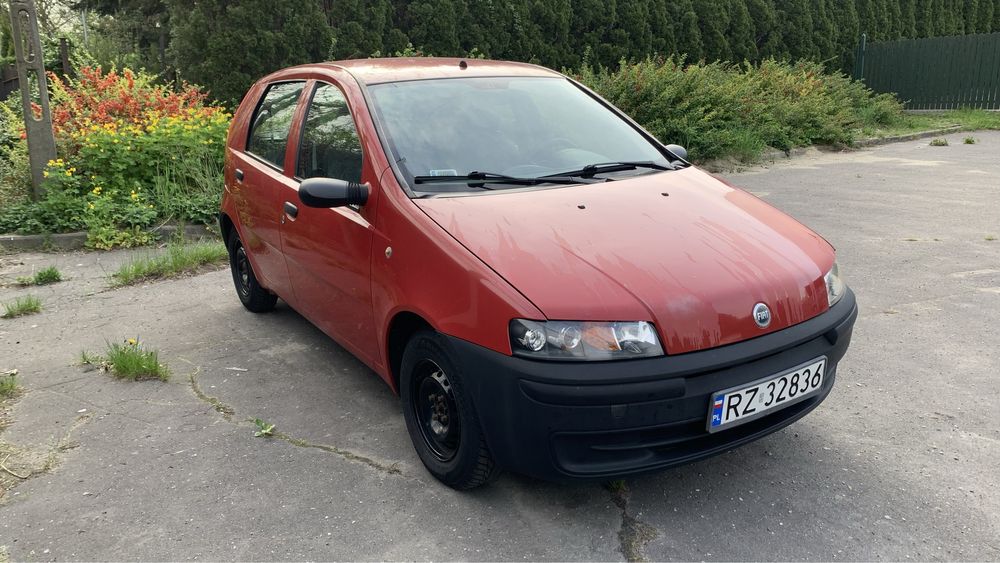 Fiat Punto 2 1.2 benzyna 5 drzwi Mały przebieg Pierwszy właściciel.