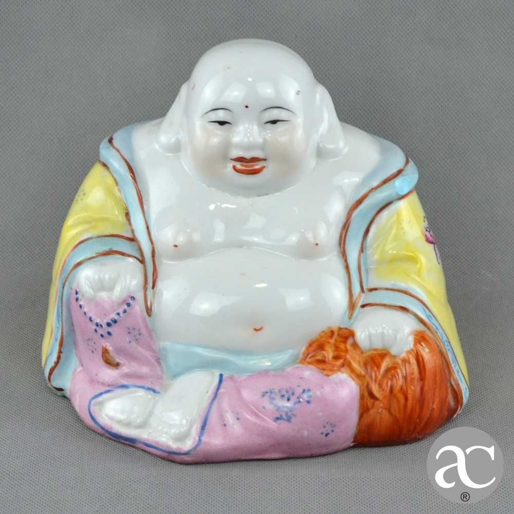 Escultura / figura de Buda em porcelana da China