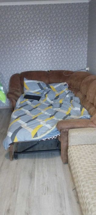 Продам м''який вугловий диван "Моніка"