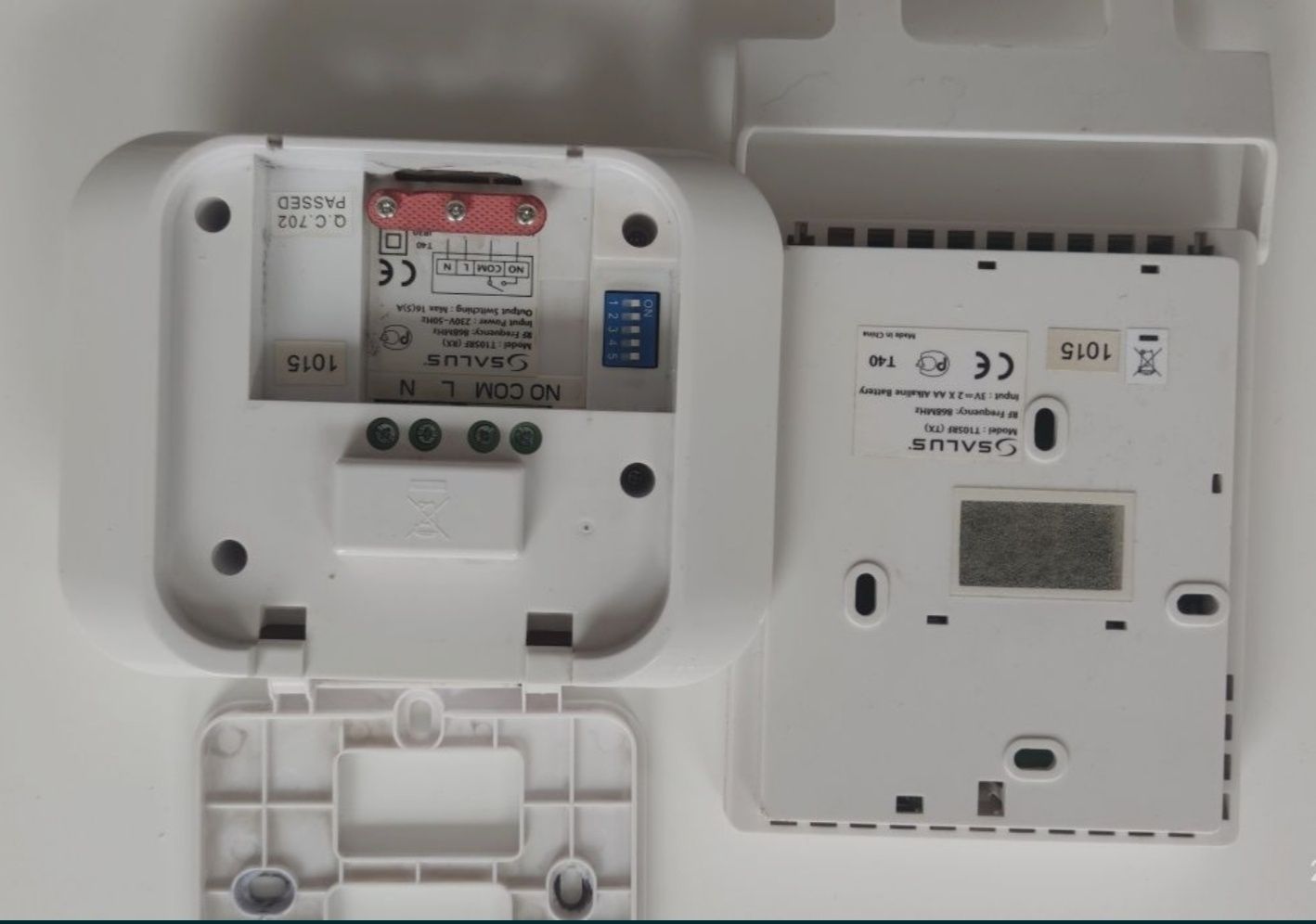 Regulator Salus T105RF, sterownik temperatury piec-pokoj