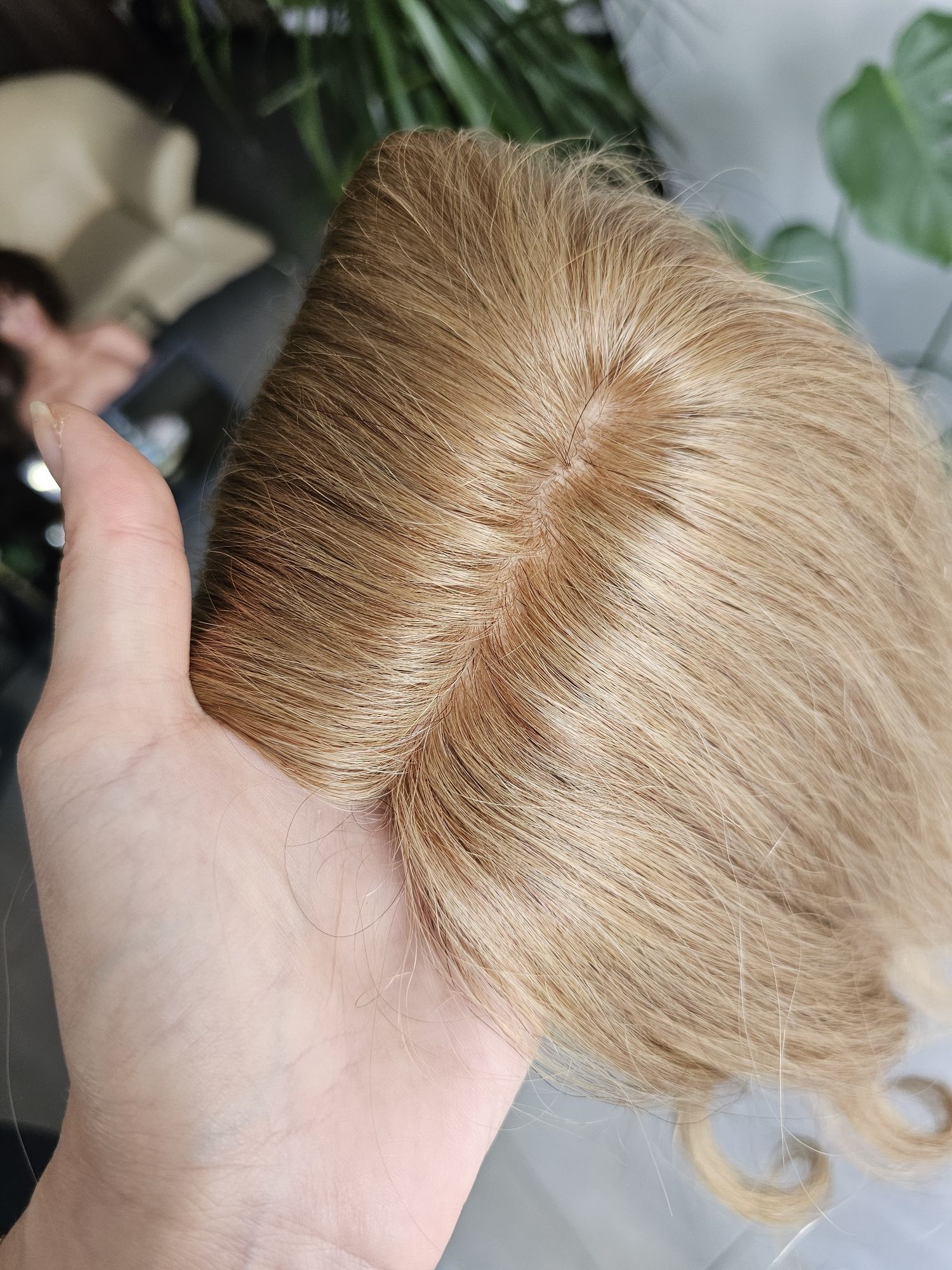 Lekki tupet topper z włosów naturalnych Ola V miodowy blond 40 cm