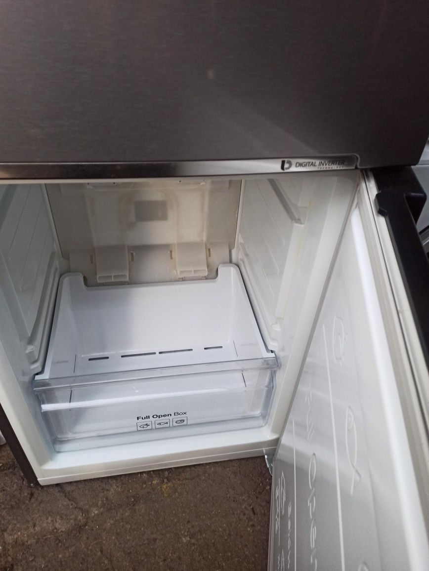 Czesci uszczelka drzwi Lodówka Samsung inox srebrna no Frost 178cm