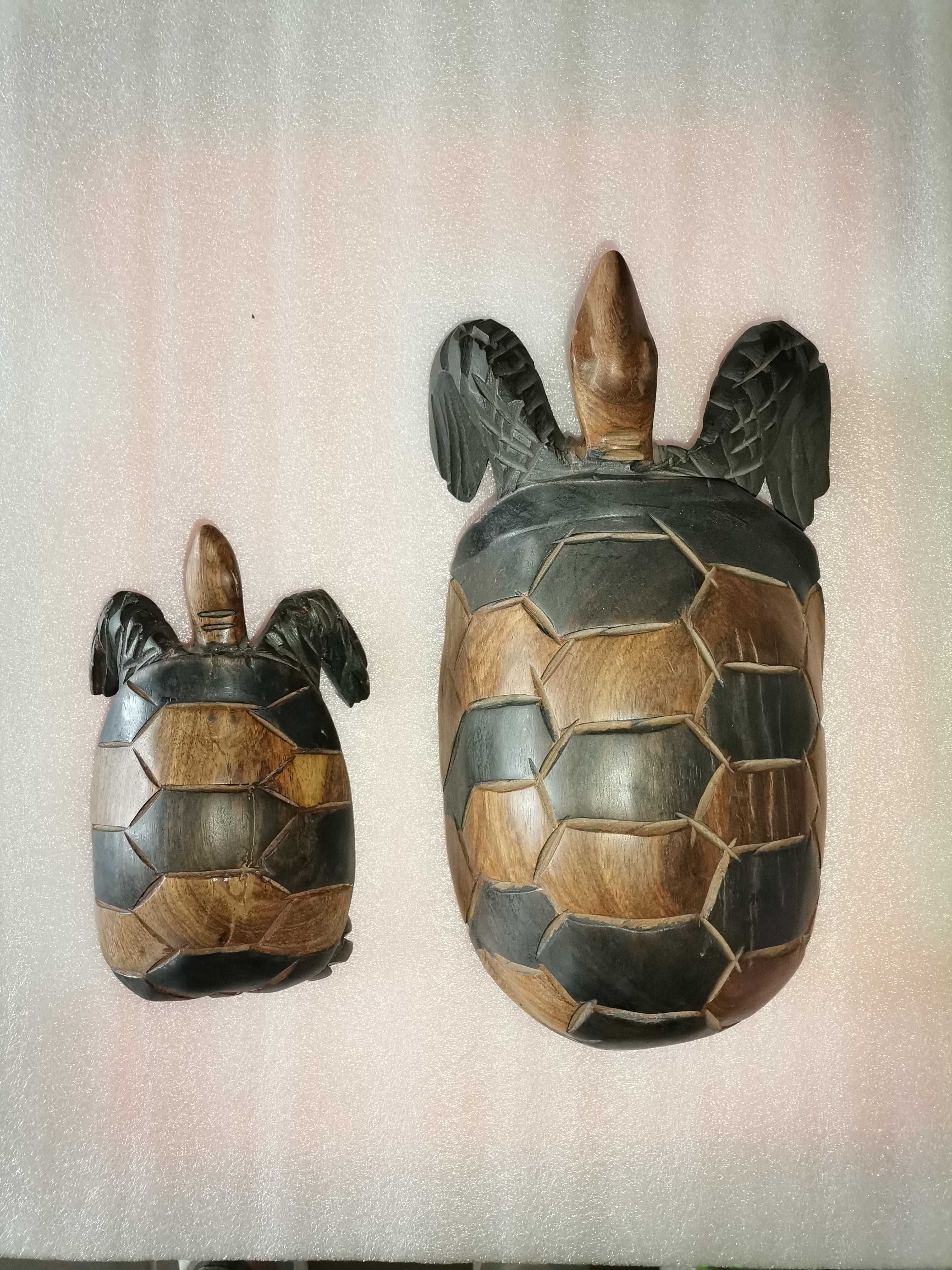 Conjunto 2 tartarugas em madeira
