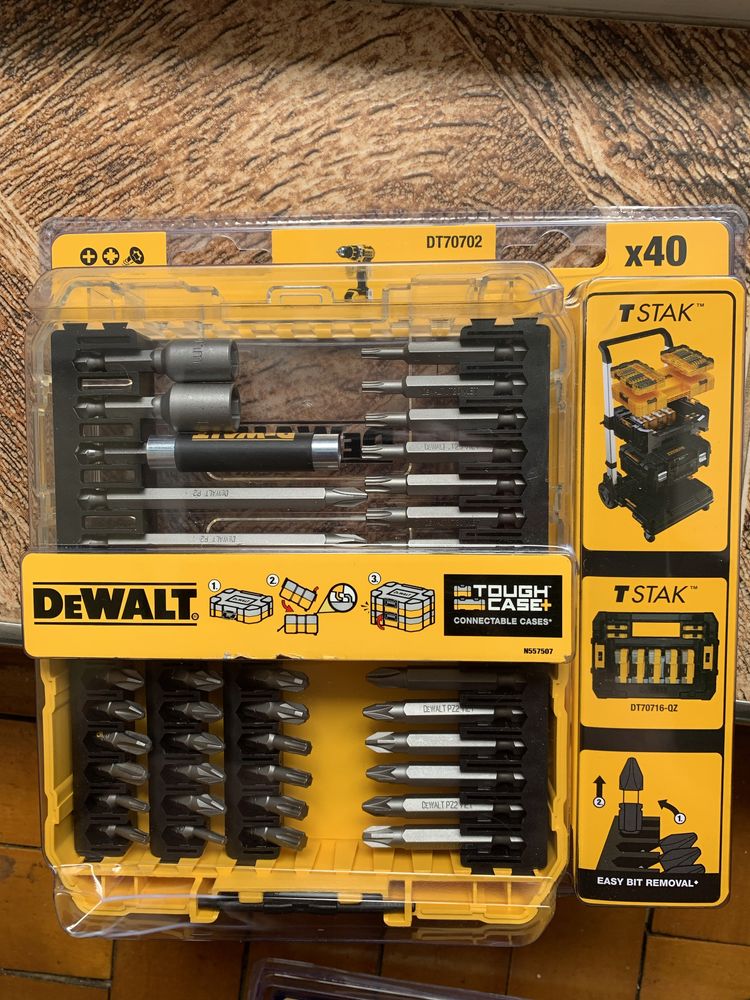 Набір біт, DeWALT DT70702 40 шт, Irwin Impact PRO 32 шт (1/4")
