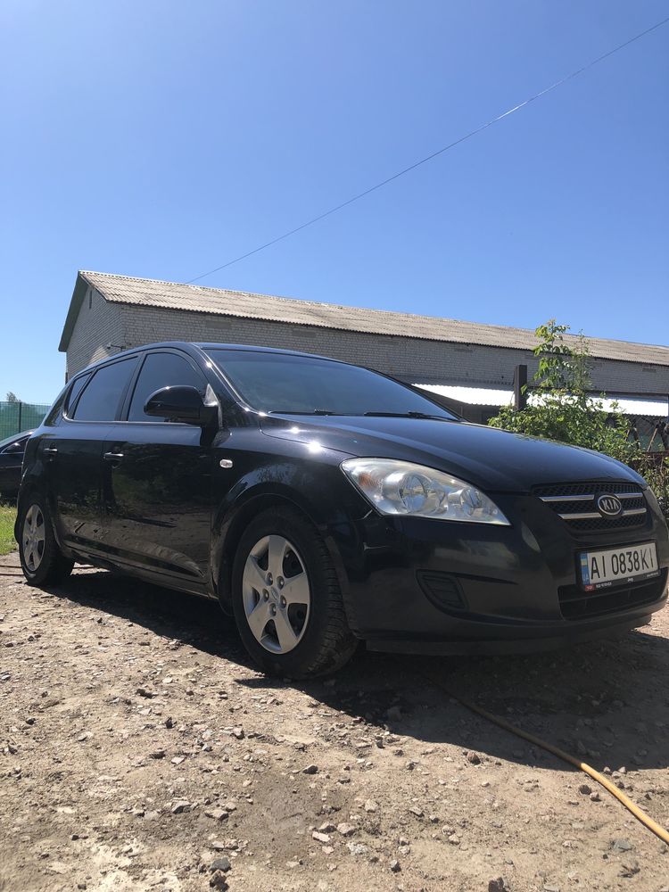 Продам KІА СЕЕD 1.6 CRDI