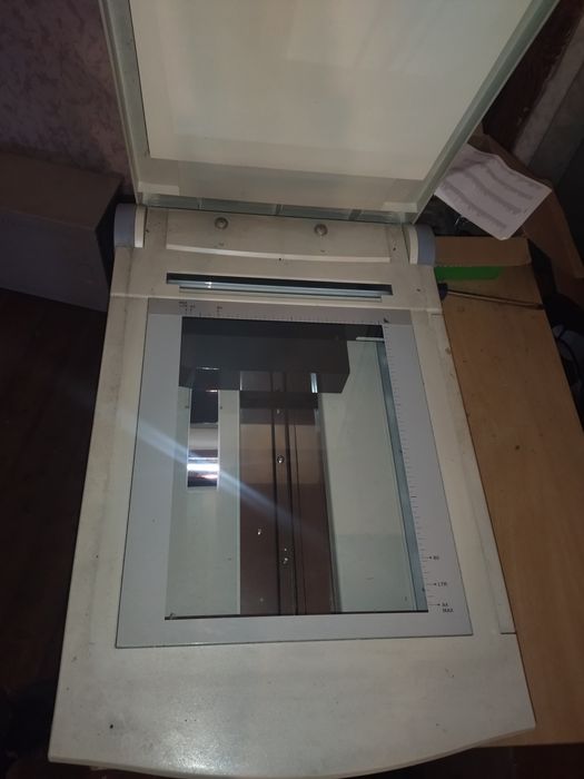 EPSON GT-9000 сканер