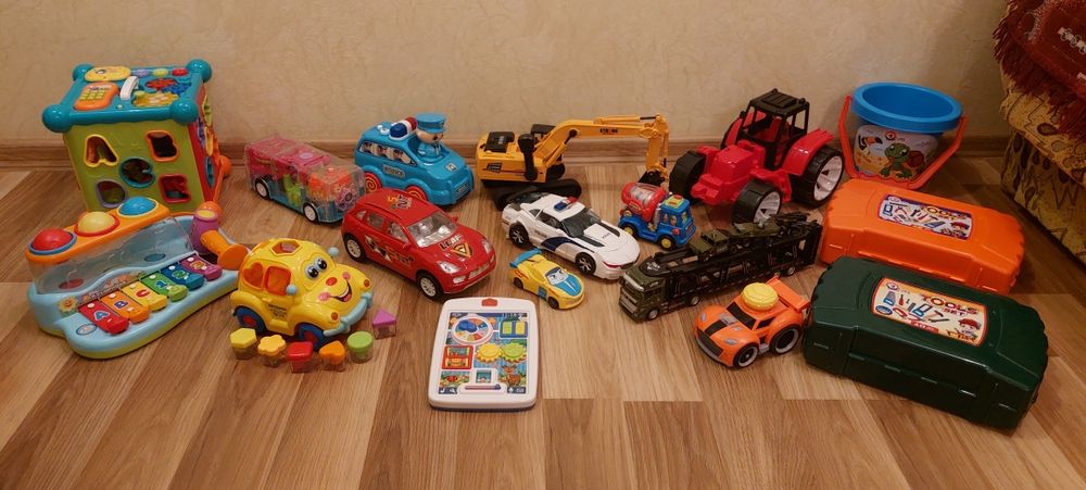 Іграшки   дитячі