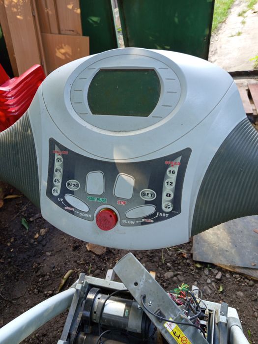 Продам бігову доріжку.