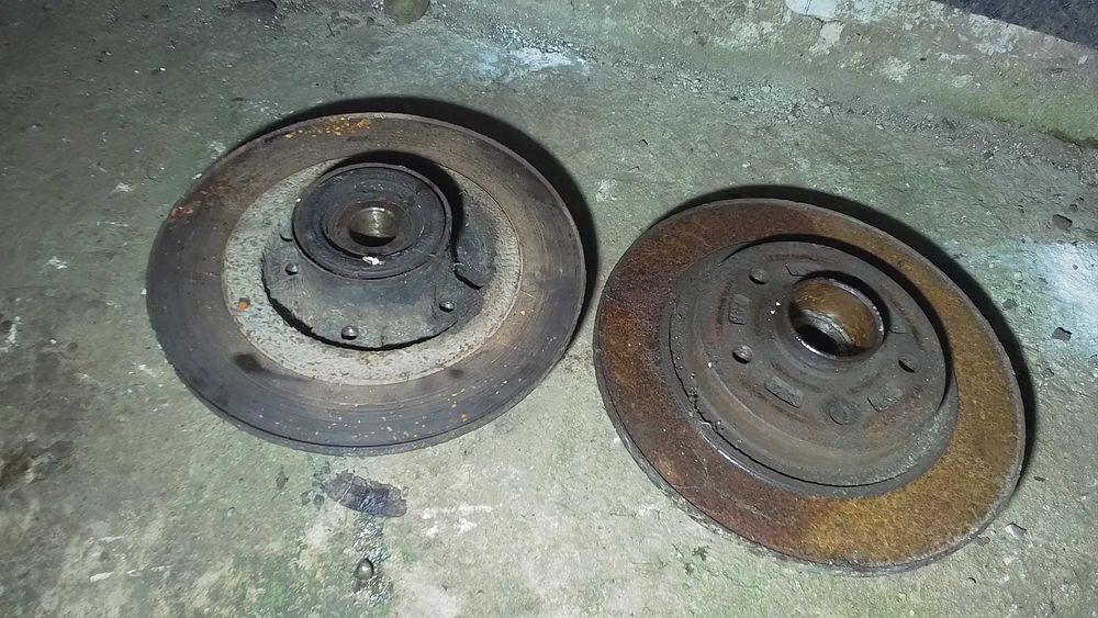 Ступиці на причіп