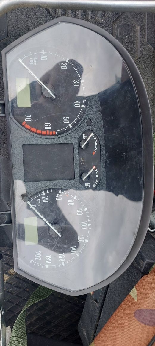 Панель приладів fabia 1