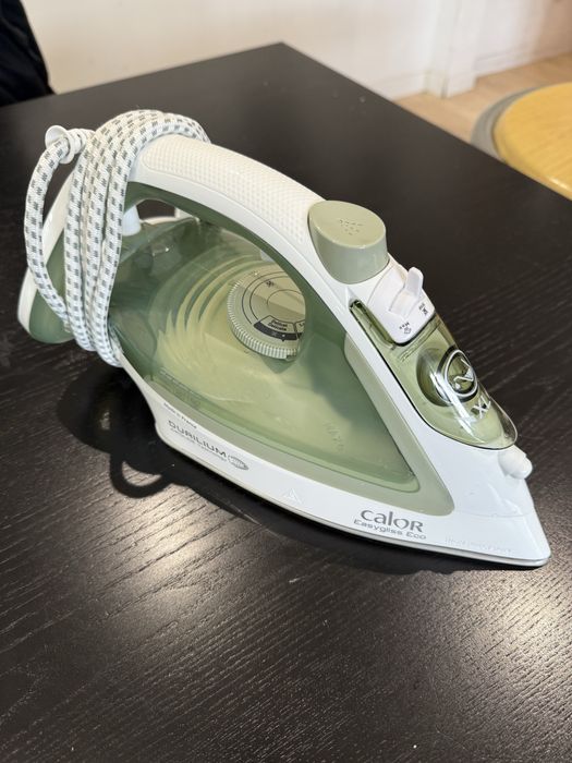 Утюг Calor Easygliss Eco