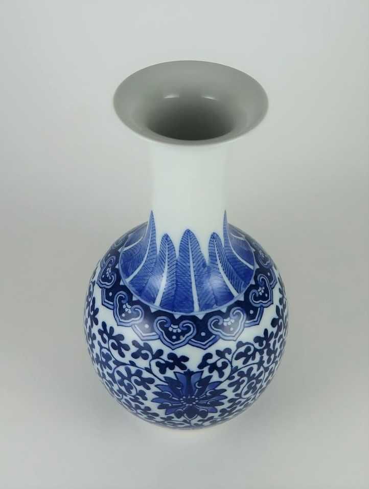 Jarras em Porcelana azul e branca da China - Jingdezhen, cada