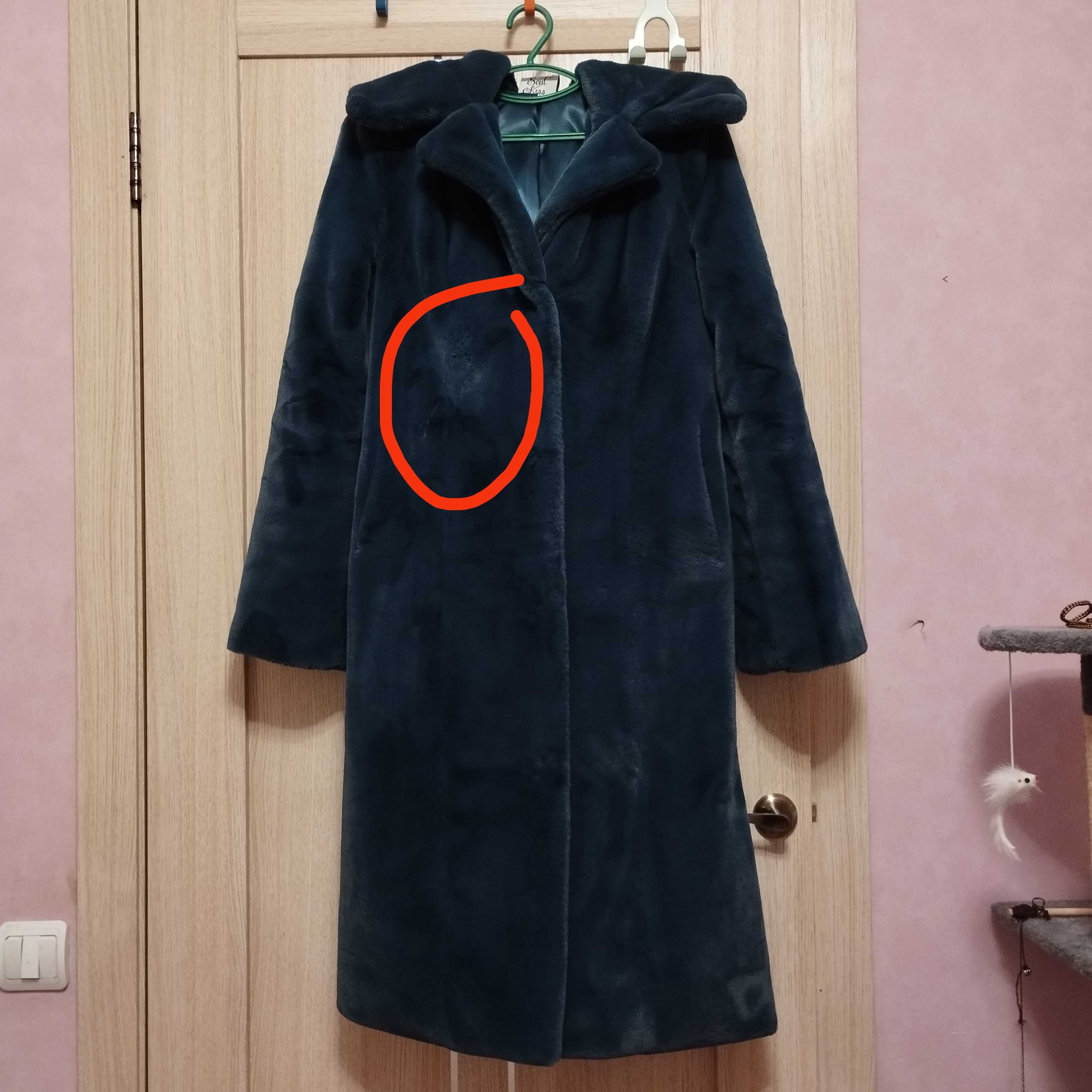 Шуба із штучного хутра ( з браком)