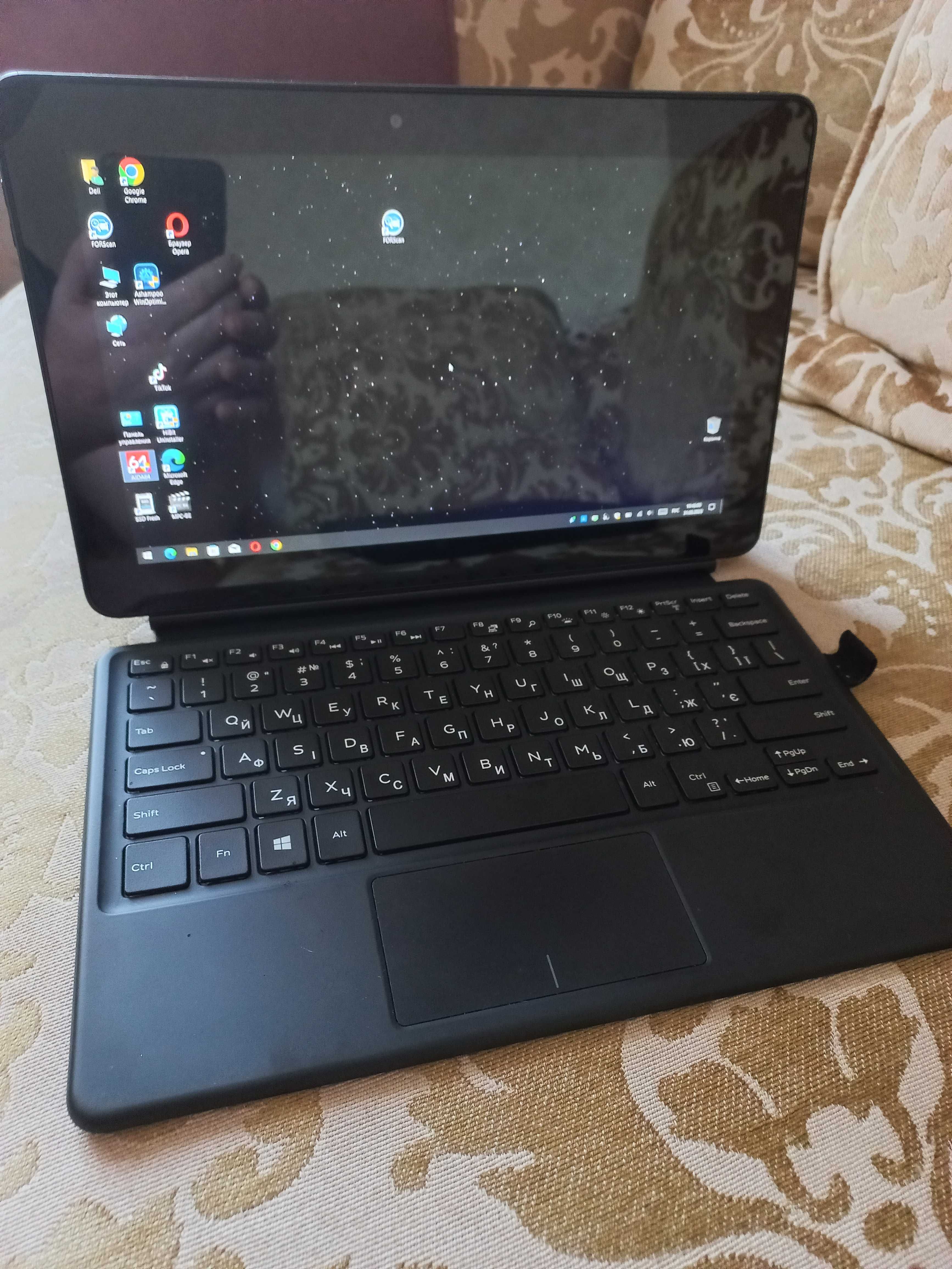 Планшет/ноутбук Dell Latitude с клавиатурой и чехлом обмен