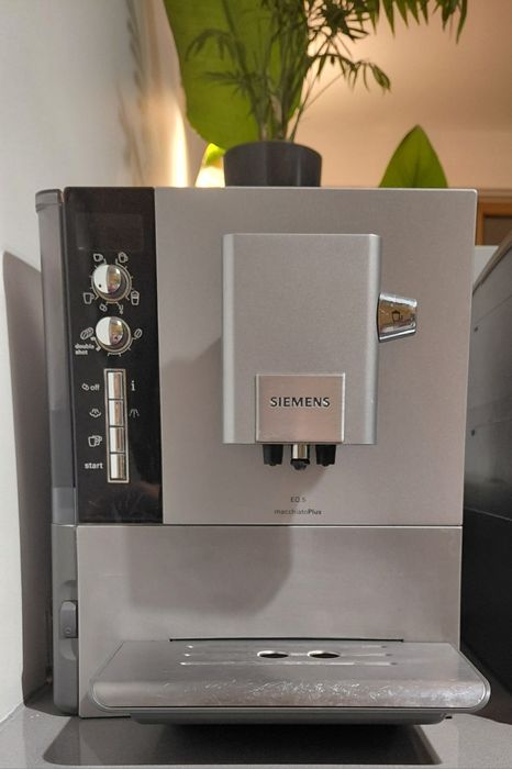 ekspres do kawy Siemens EQ5 macchiato PLUS
