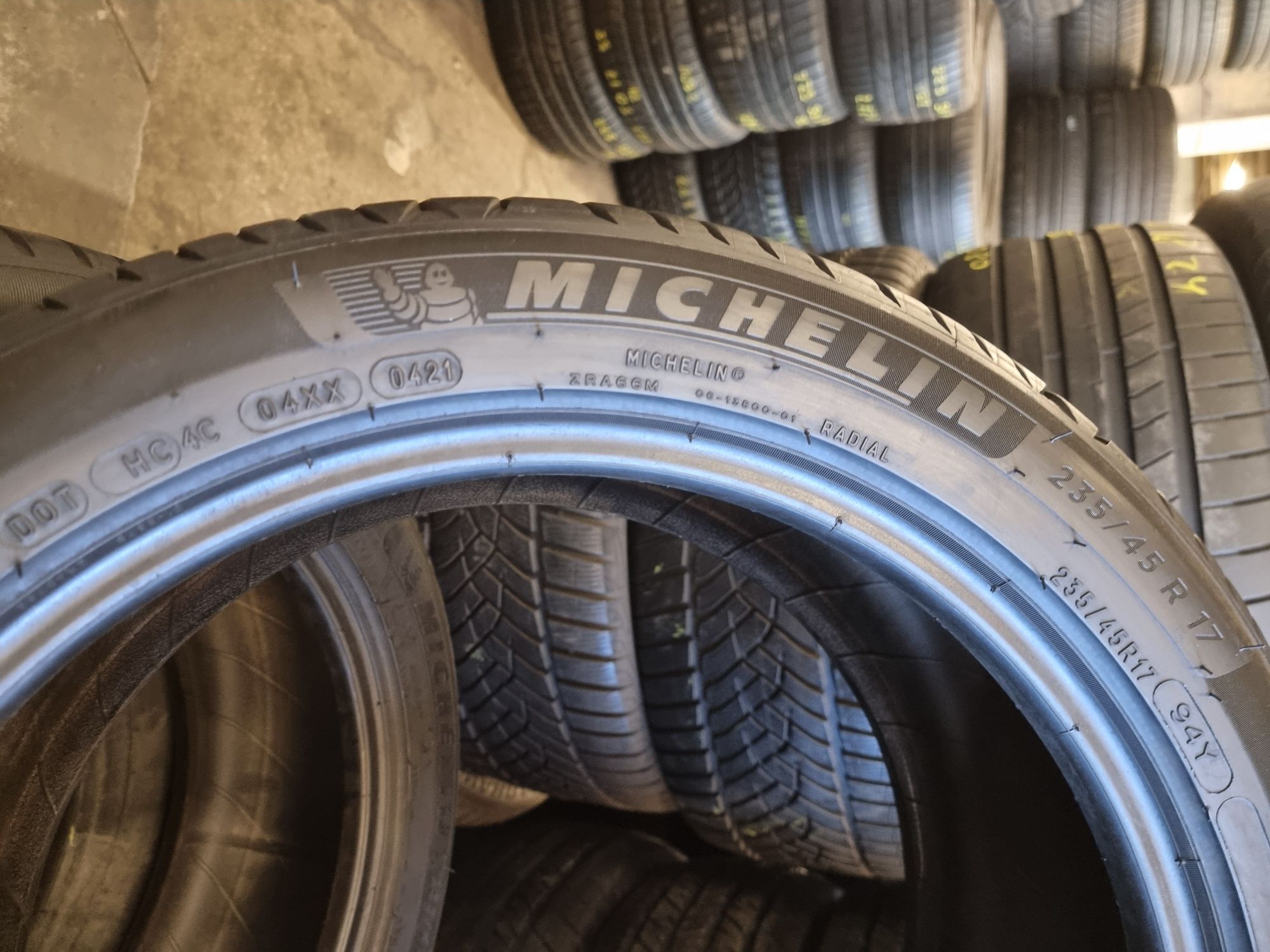 Шини літні 235х45хR17 Michelin Primacy4 2 ШТ 95% Протектор 2021 рік