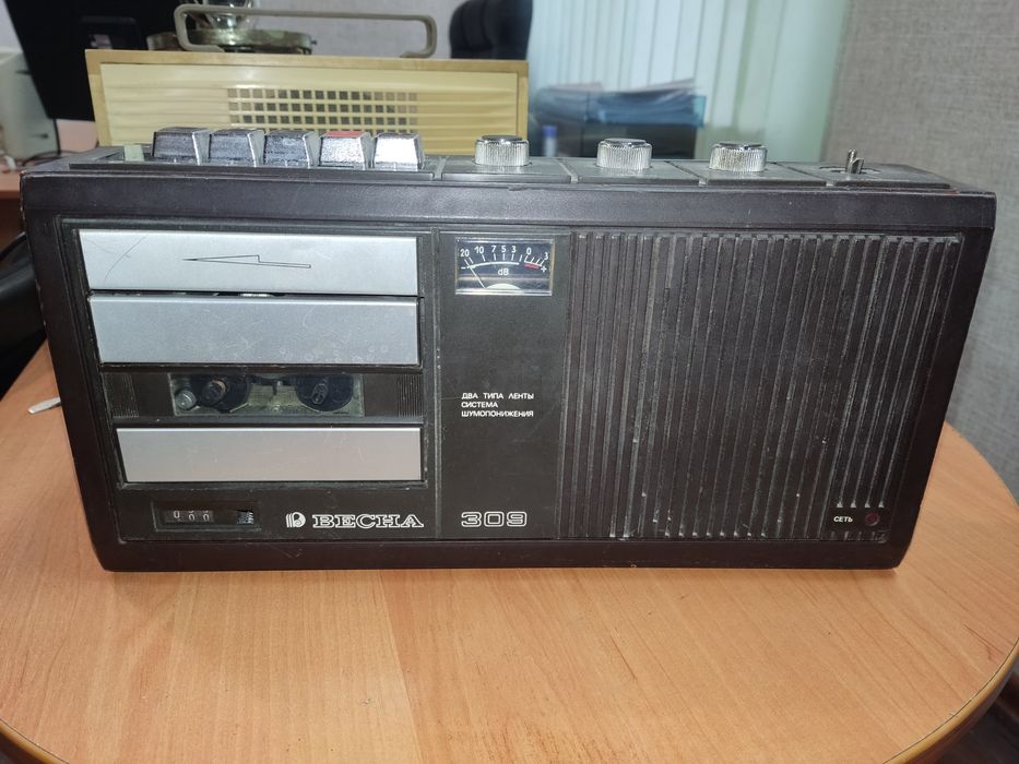Магнитофон Весна-309