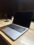 MacBook Pro 13” A1708 | i5 / 16 GB RAM / 256 GB SSD | Space Gray