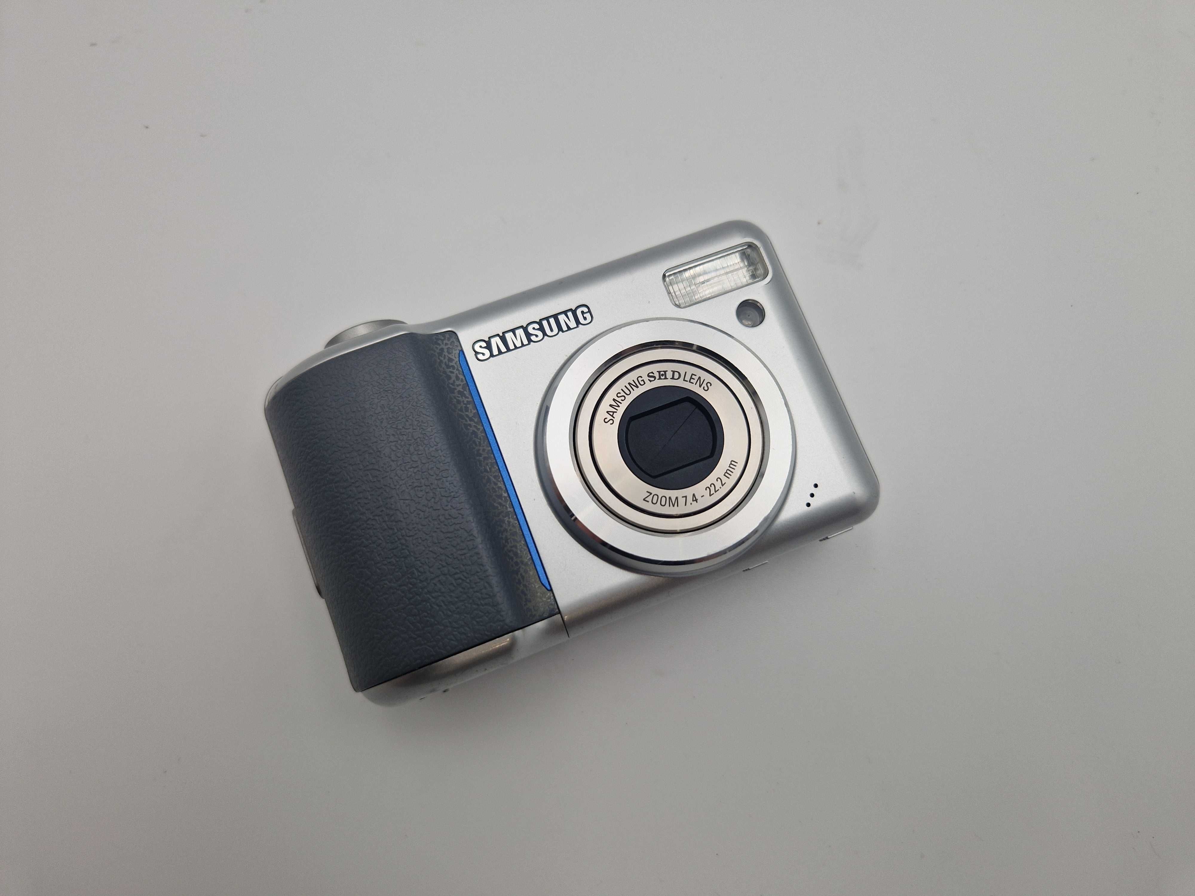 .Aparat Samsung Digmax D103 - 2GB - klasyka  RETRO