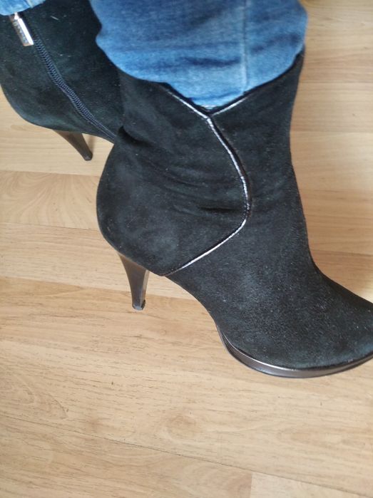 Замшеві ботінки ботільйони полусапожки