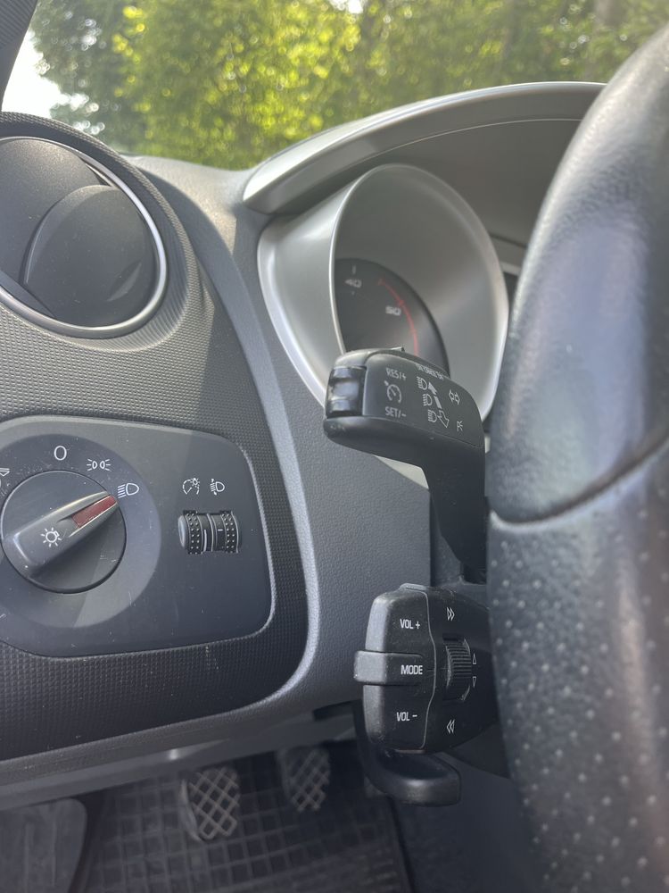 Samochod Seat IBIZA