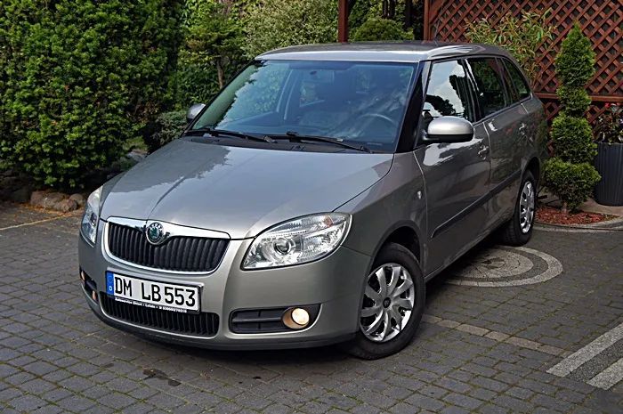 Skoda Fabia z niemiec po opłatach   1,4  NISKI PRZEBIEG  ZADBANA