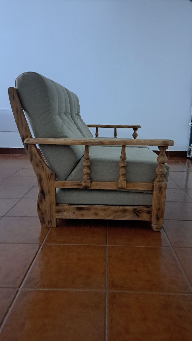 Vendo sofá cama 2 lugares // Redução de preço