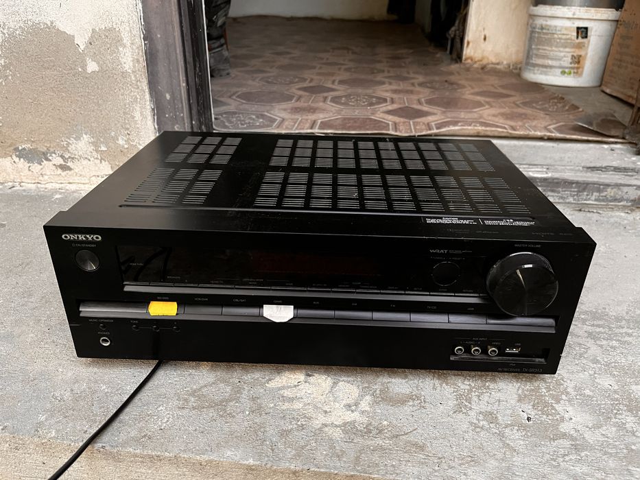 AV ресивер onkyo TX-SR313
