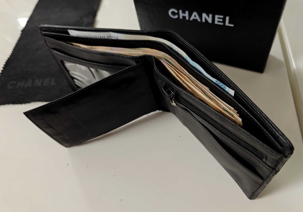 Кошелек CHANEL ! Оригинал Made in Italy ! Кожа ягненка ! Унисекс.