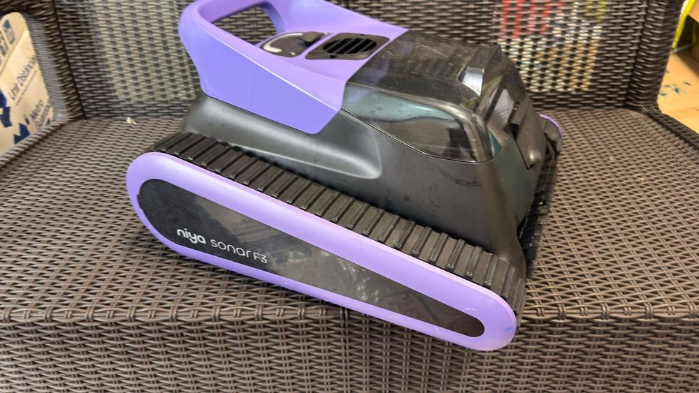 Robot limpa-piscinas Sonar F3