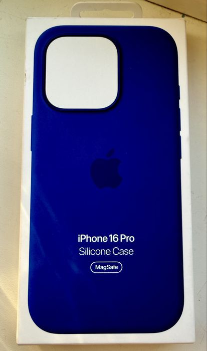 Оригінальний чохол Apple для iPhone 16 Pro Silicone Case Ultramarine
